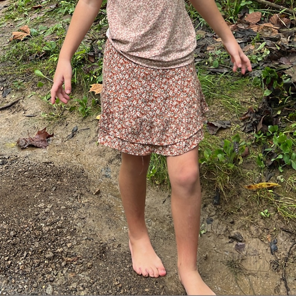 Zara Girls floral skirt with shorts lining